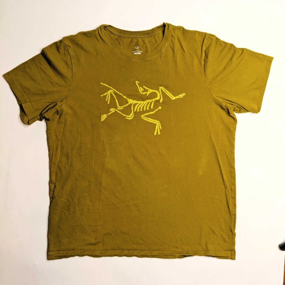 Olive green Arc'teryx cotton shirt